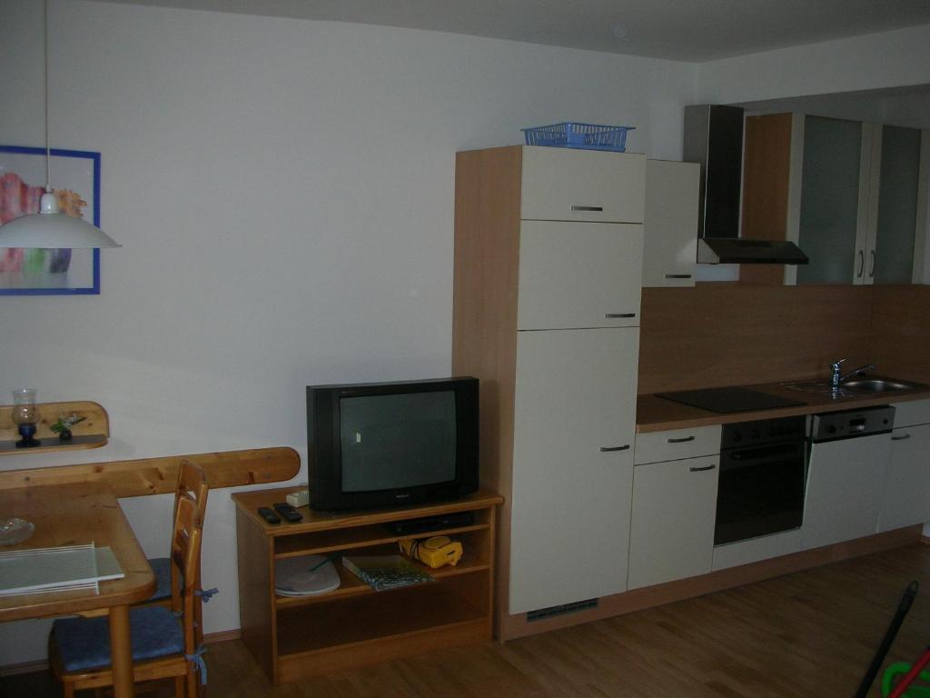 Haus Christina Apartment Фаак ам Зее Стая снимка